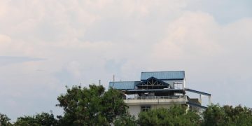 Painéis Solares em Dias Nublados: Mitos e Eficiência no Brasil - Cover Image