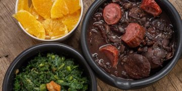 A Influência Africana na Culinária Brasileira: Pratos e Segredos - Cover Image